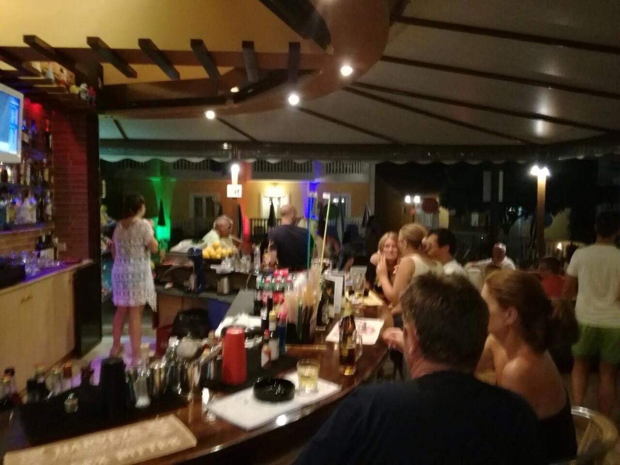 Hotel Daphne 3*